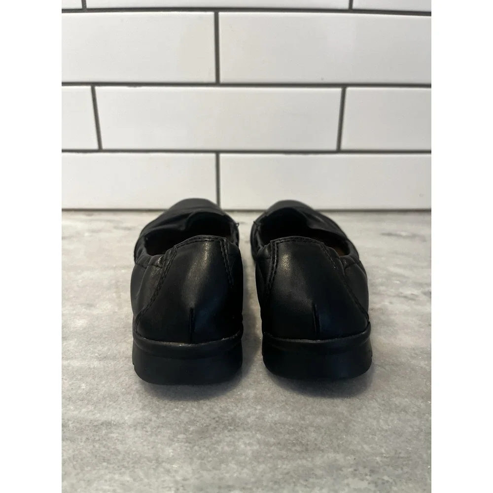 Clarks Black soft Leather Jenette Ruby Ruched Vamp Comfort stretch Flats‎ Size 7